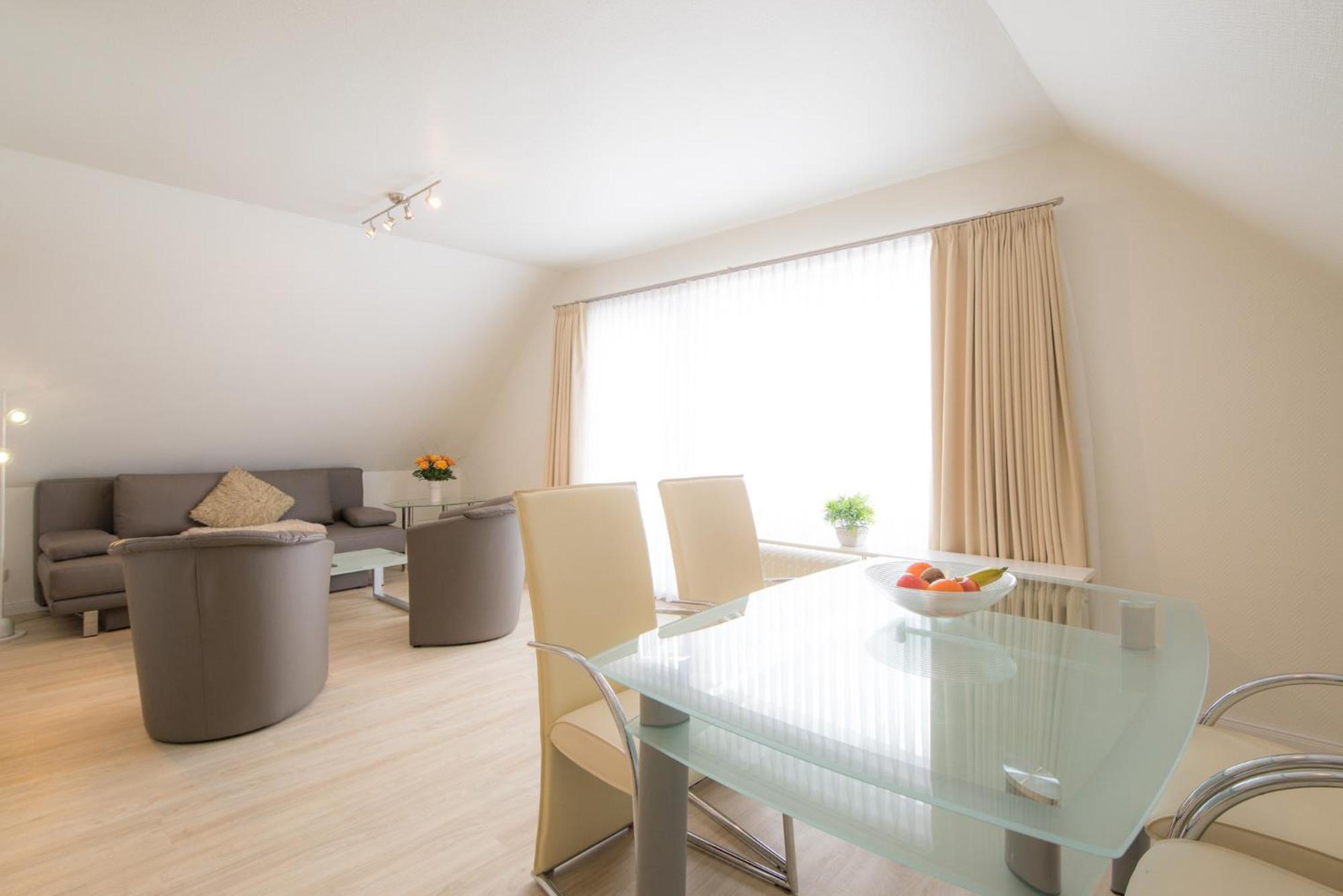 דירות טימנדורפר שטרנד Haus Regina מראה חיצוני תמונה